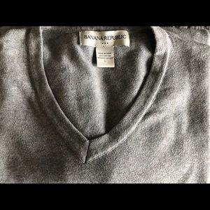 Banana Republic Grey V-Neck Sweater